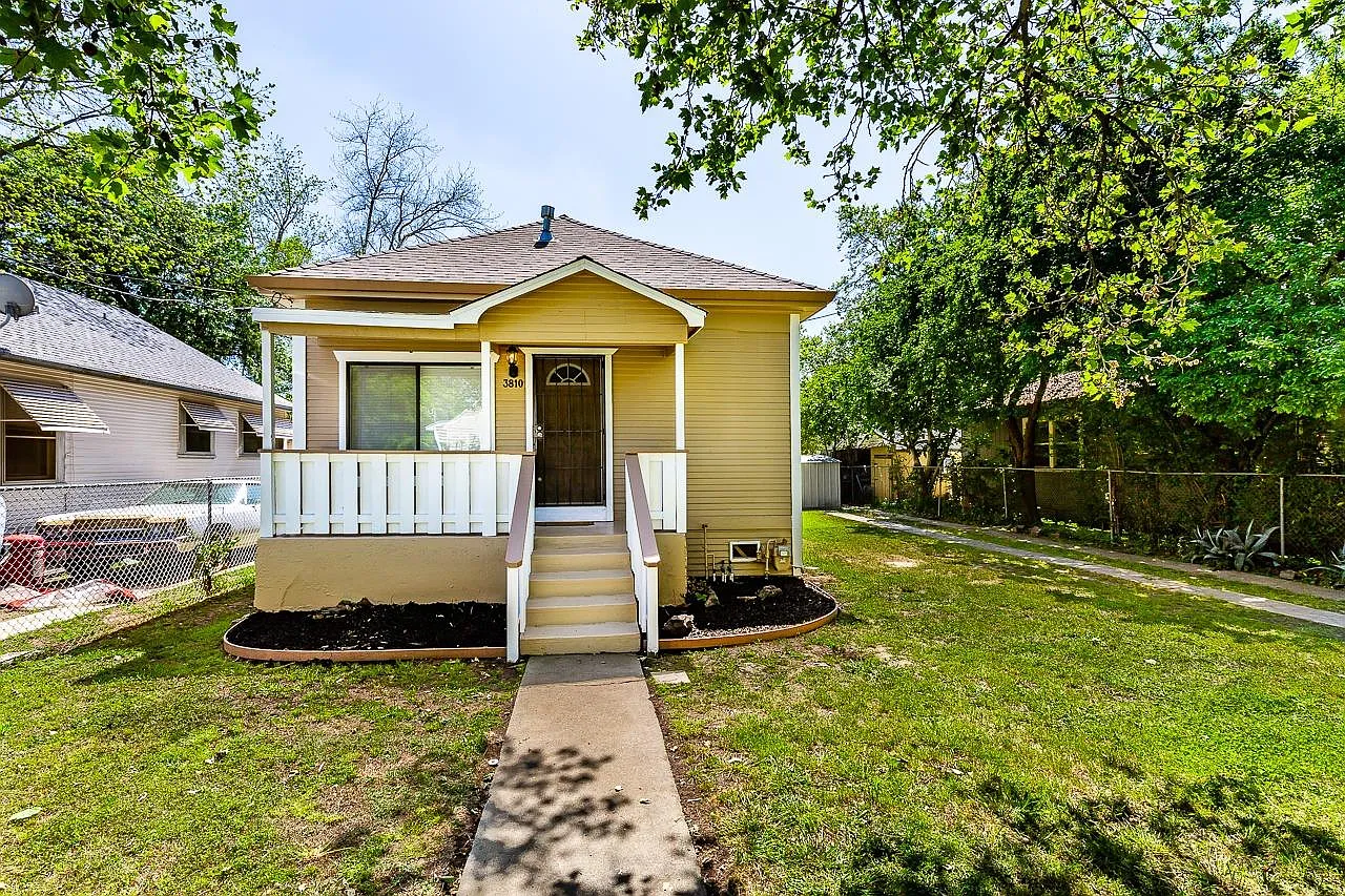 3810 9th Ave photo 1