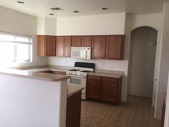 5th image of 467 E Placita Lezna