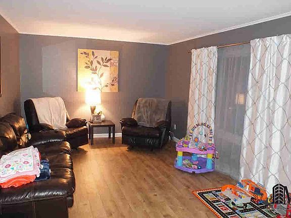 2nd image of 1207 Birchwood Dr