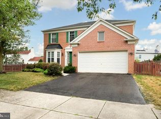 7822 Crossbay Dr, Severn, MD 21144