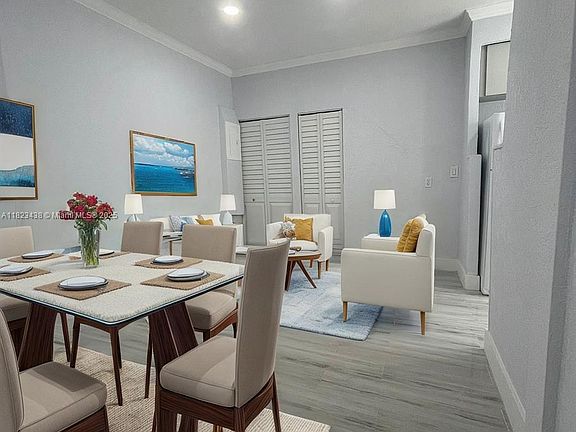 3rd image of 1020 Euclid Ave #5E