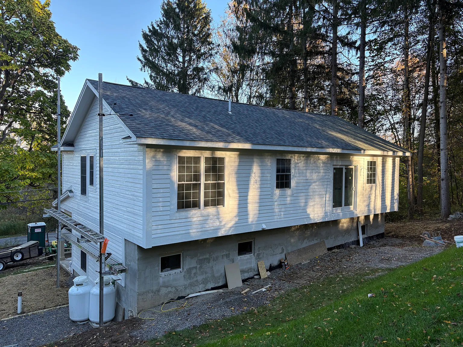 3 bed, 2000 sqft, $3,200 — Photo 3