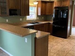 384 Bridle Path, Worcester, MA 01604