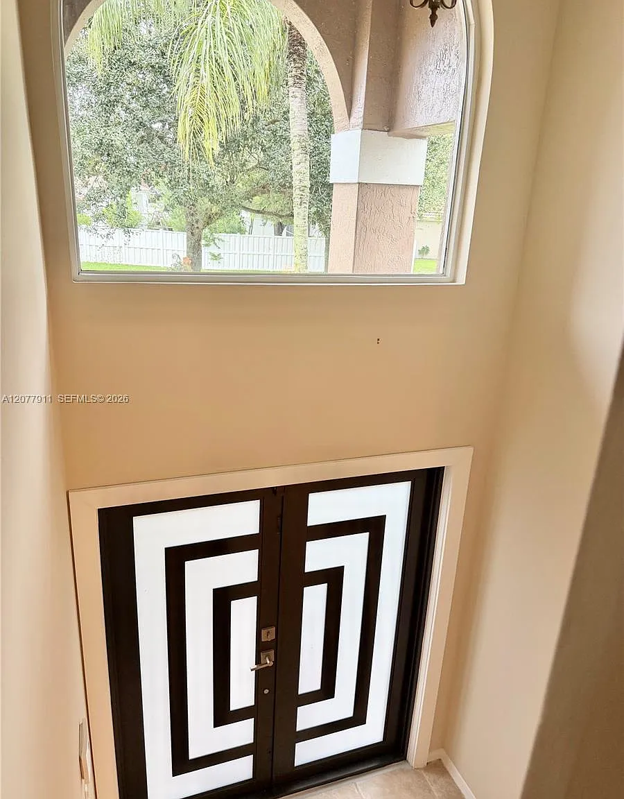 1532 NW 133rd Ave — Photo 3