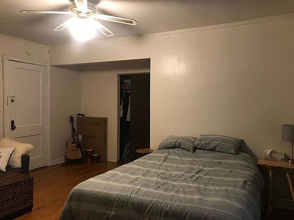 2nd image of 3344 N Marshfield Ave #306