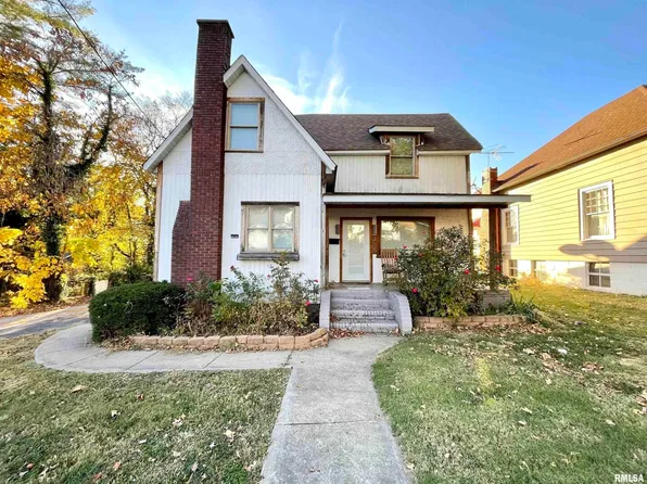 215 S Main St, Harrisburg, IL 62946