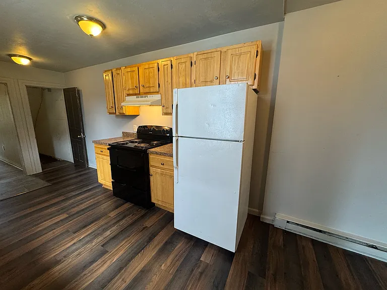 51 S Queen St #1 — Photo 44