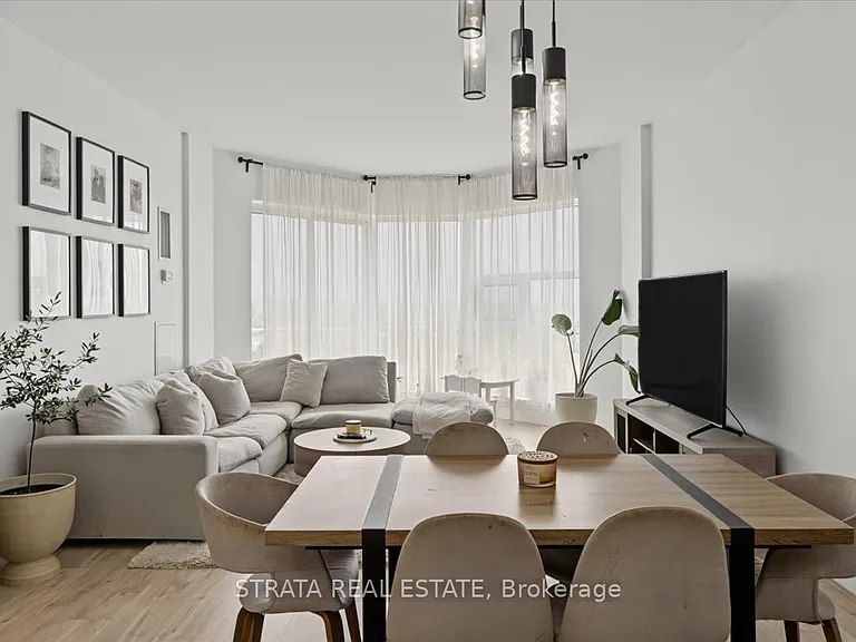 20 Dean Park Rd #Penthouse 8 — Photo 5