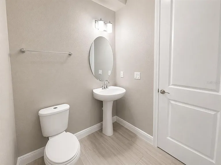 7248 Carrickbend Ln — Photo 11