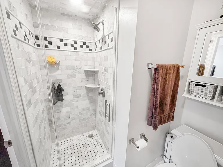 361 Patricia Ct #1 — Photo 16