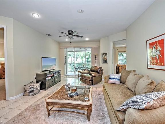 3rd image of 2200 Arielle Dr APT 1001