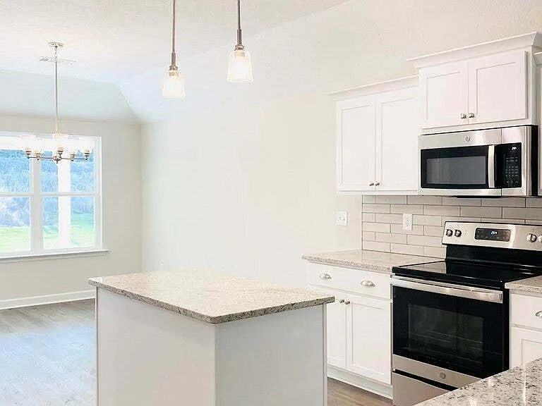 554 Schaver Loop — Photo 13