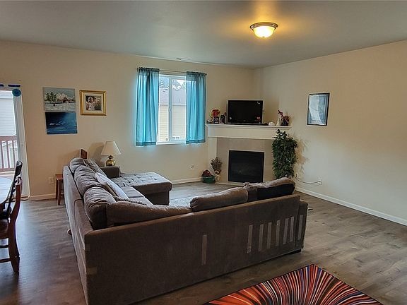 4th image of 14028 67th Avenue Ct E