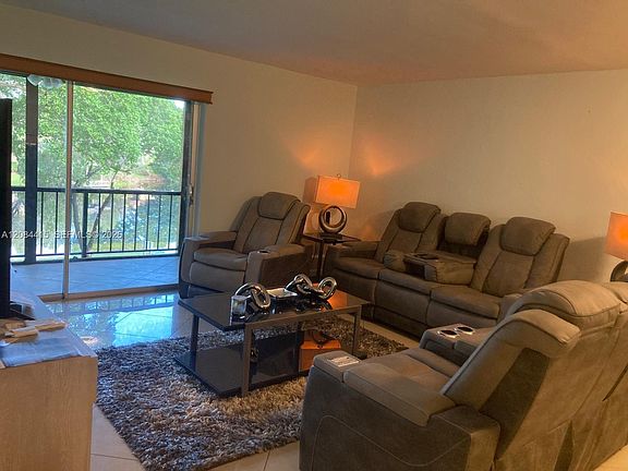 2nd image of 890 SW 9th Street Cir APT 202
