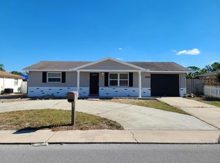 11620 Meadow Dr, Pt Richey, FL 34668