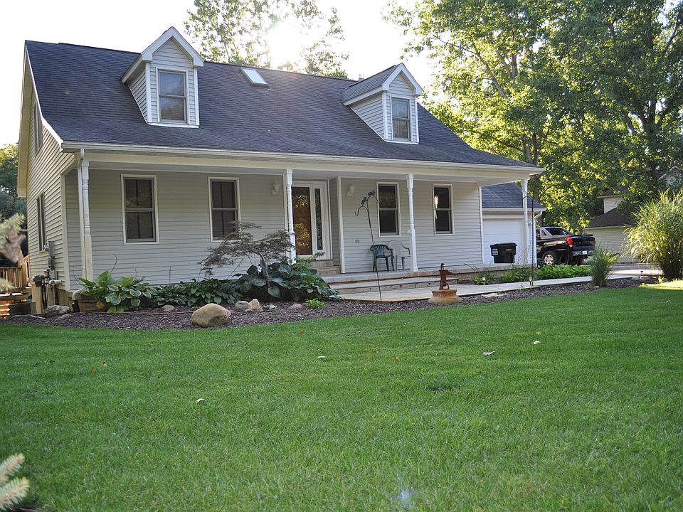 1st image of 11484 East Ln