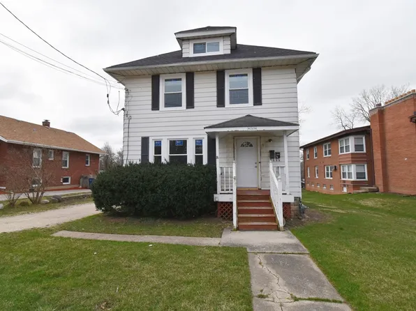 359 W Saint Charles Rd APT B, Lombard, IL 60148