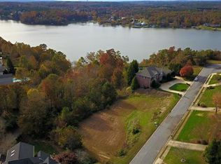 811 37th Ave NW, Hickory, NC 28601