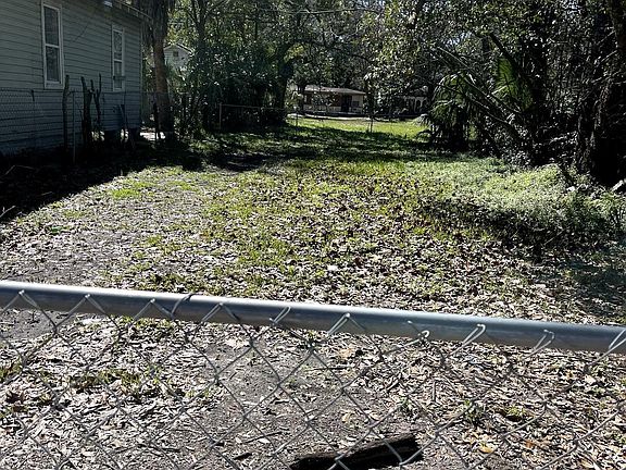 4th image of 0 W 26th St