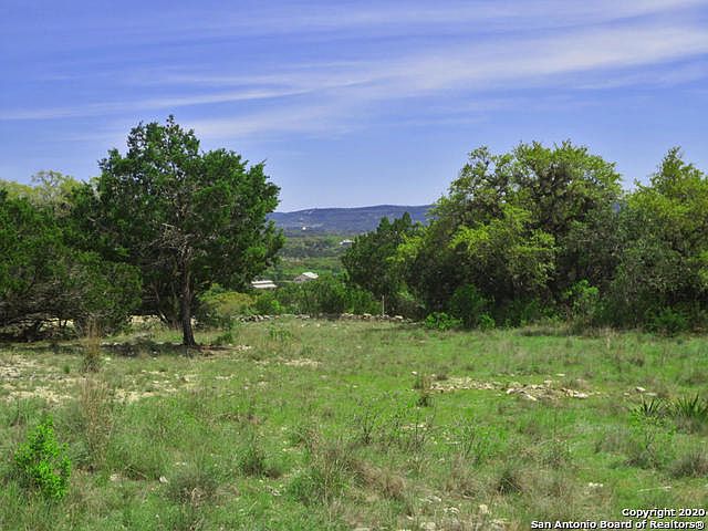 1st image of 748 Bear Springs Trl