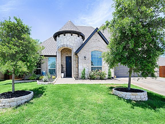 2nd image of 1053 Legacy Oaks