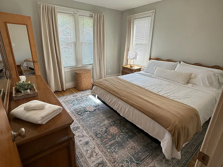 1804 Storrs Ave — Photo 22