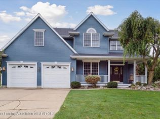 2423 Brookview Ln, Dewitt, MI 48820