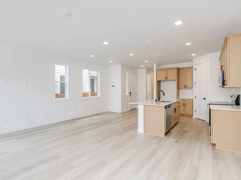 806 NW 178th Way — Photo 15