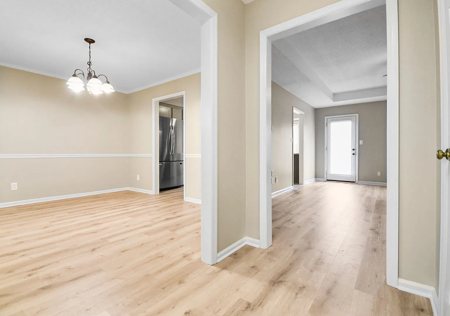 Pet Friendly Three Bedroom! — Photo 2