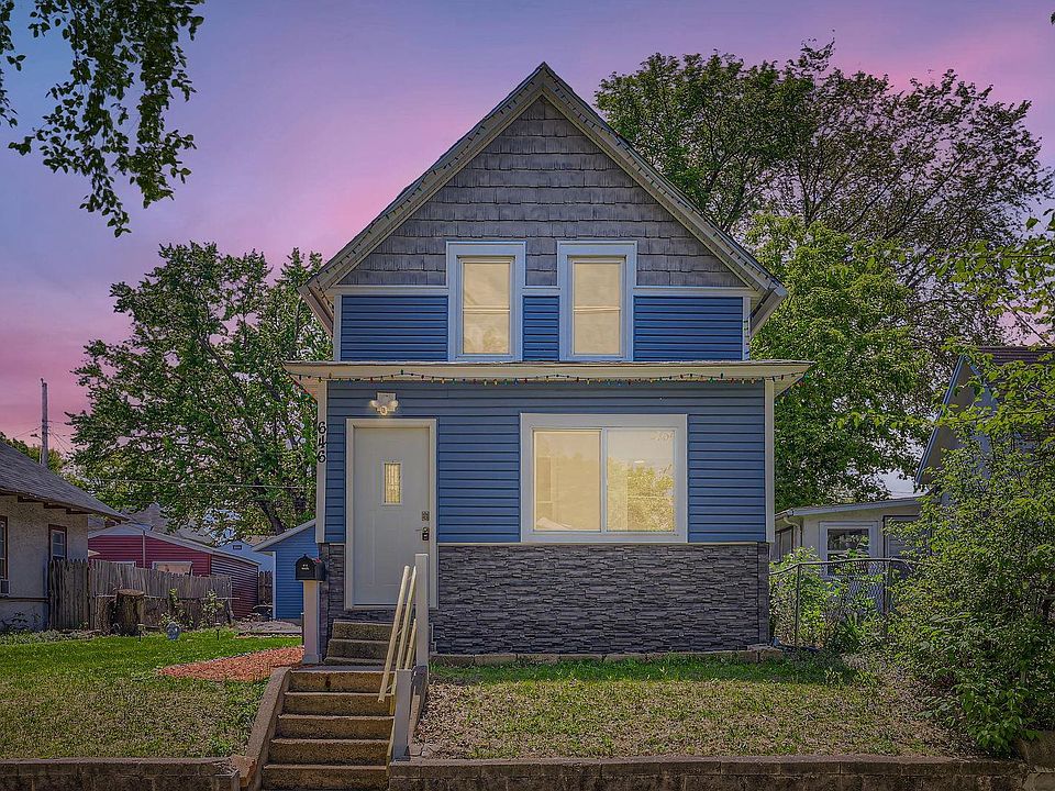 1st image of 646 Van Buren Ave