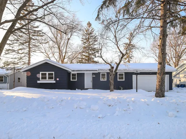 2137 Aztec Ln, Mendota Heights, MN 55120