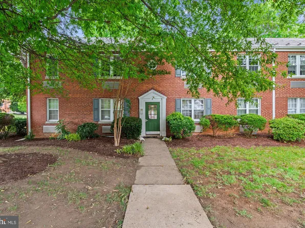 2 Ashby St APT C, Alexandria, VA 22305