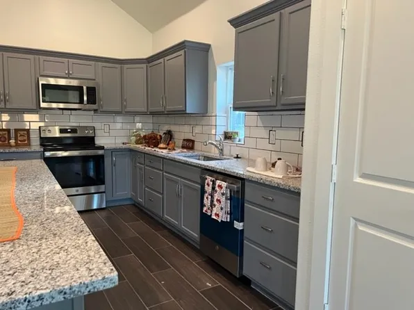 3830 McDougal St, Greenville, TX 75401