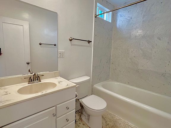 4th image of 1345 Clement St APT 105