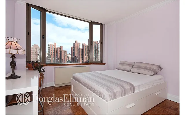 Rented by Douglas Elliman | media 25