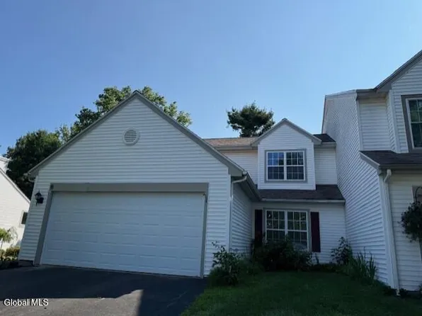 6 Malibu Hill, Rensselaer, NY 12144