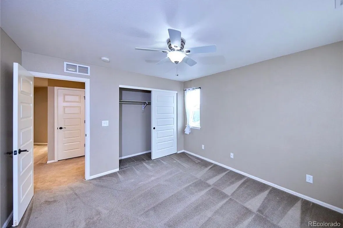 4 bed, 3.5 bath, 2854 sqft, $3,200 — Photo 4