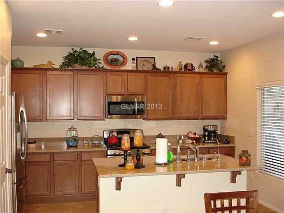 2nd image of 10565 Cliff Lake St