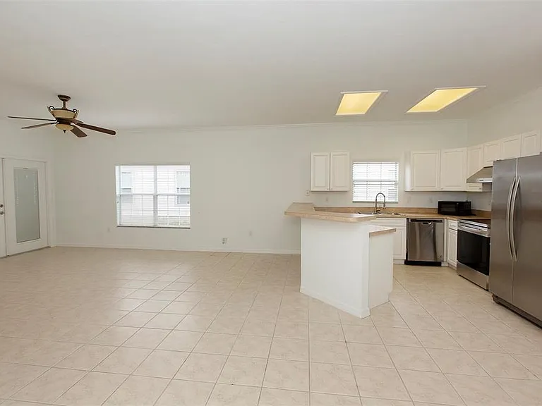 7952 NW 51st Way — Photo 5