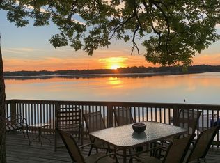 875 Lane 280 Hamilton Lk, Hamilton, IN 46742