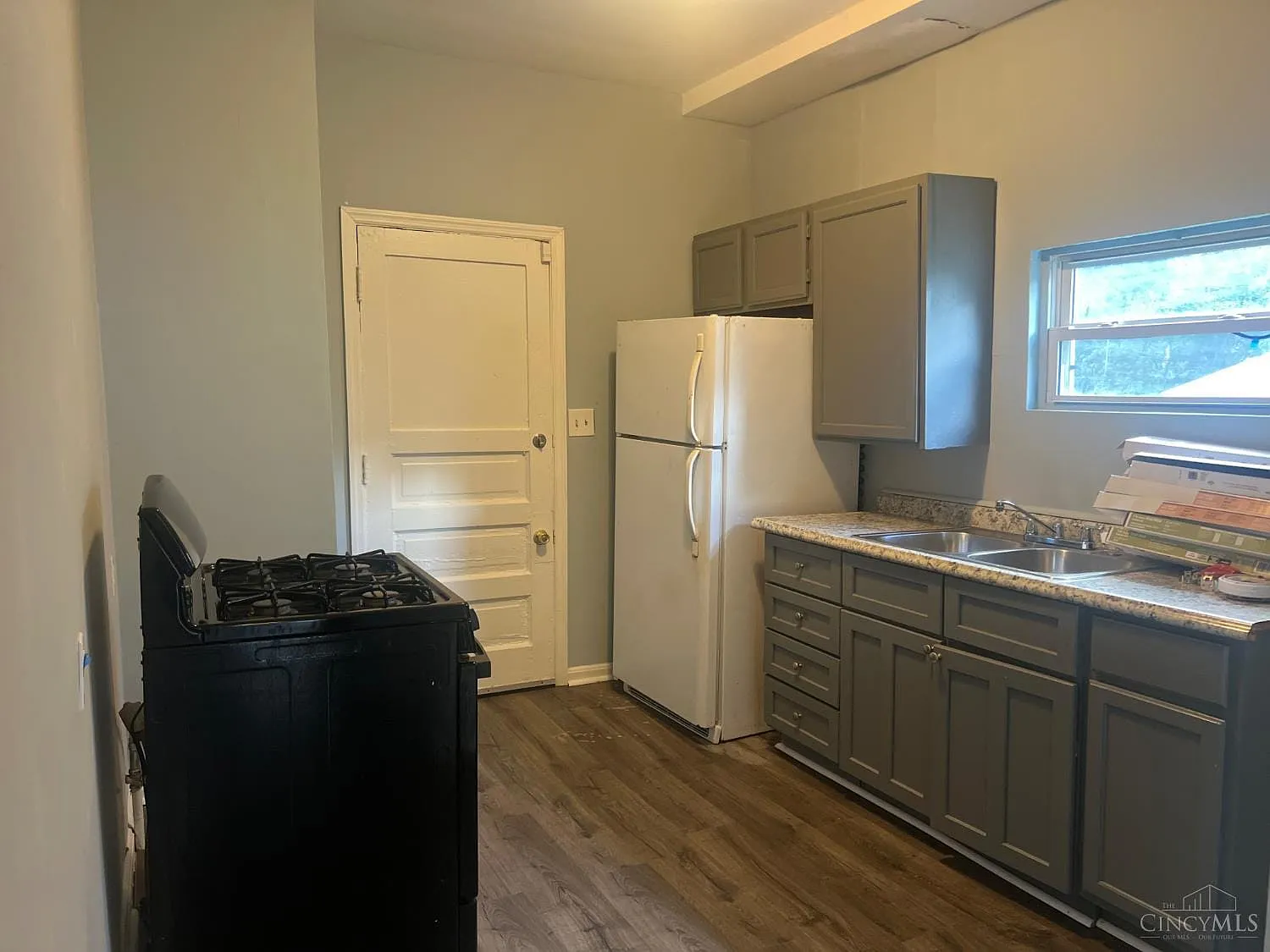 4 bed, 1.5 bath, 1770 sqft, $1,890 — Photo 4