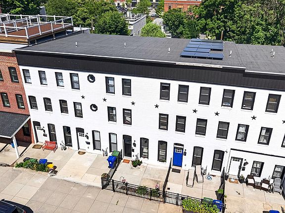 2nd image of 3915 Roland Ave
