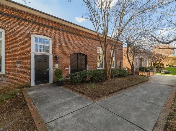 220 Tar Branch Ct, Winston Salem, NC 27101