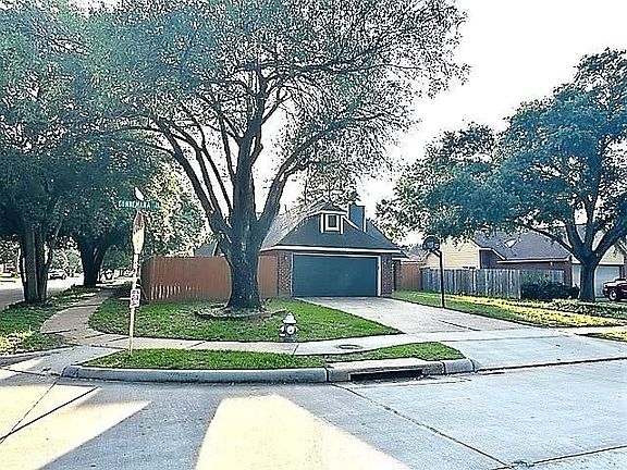 2nd image of 7403 Connemara Dr
