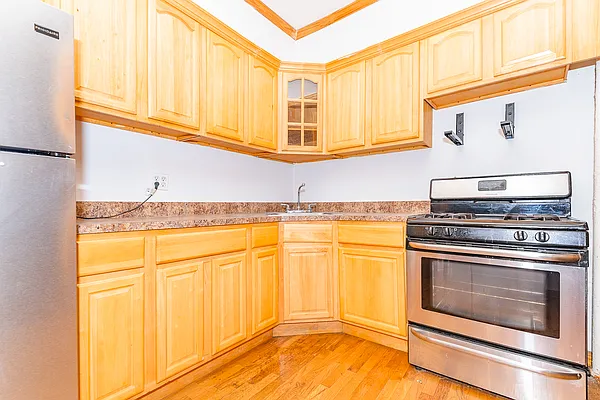 Rented by MySpaceNYC | media 11