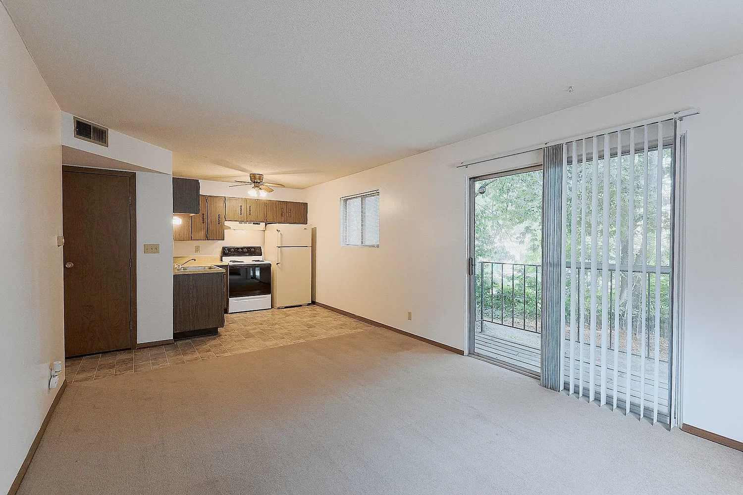 1 bed, 668 sqft, $649 — Photo 1