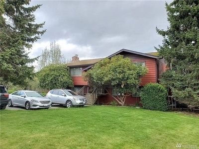 902 S Anacortes St, Burlington, WA, 98233
