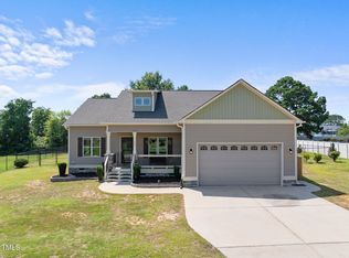 172 Fox Run Ct, Benson, NC 27504