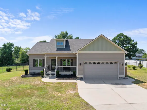 172 Fox Run Ct, Benson, NC 27504