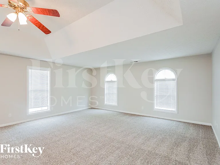 6061 Fairington Farms Ln — Photo 9